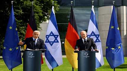 Israeli Prime Minister Yair Lapid and German Chancellor Olaf Scholz