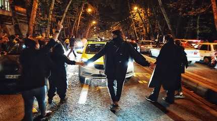 Women protest in Tehran