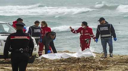 Italian Red Cross volunteers and coast guards