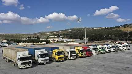 Trucks loaded with UN humanitarian aid for Syria