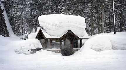 heavy snow and rain in California