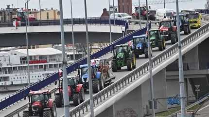 Polish farmers protesting