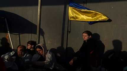 Ukrainian refugees near the U.S. border