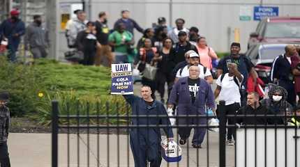 Members of United Auto Workers