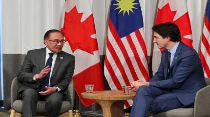 Anwar Ibrahim and Justin Trudeau