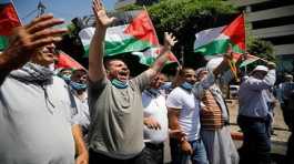 Palestinians protest 