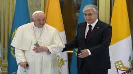 Pope Francis with Kassym-Jomart Tokayev.