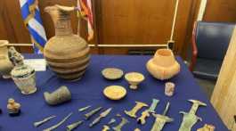 US repatriates 307 antiquities stolen from India