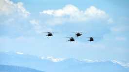 U.S. Black Hawk helicopters