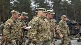 Mark Milley meets with U.S. Army leaders