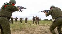 belarusian soldiers attend a training