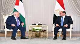 Abdel Fattah al Sisi meets with Mahmoud Abbas