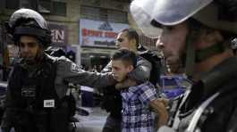 Israeli aresting pelestinian children